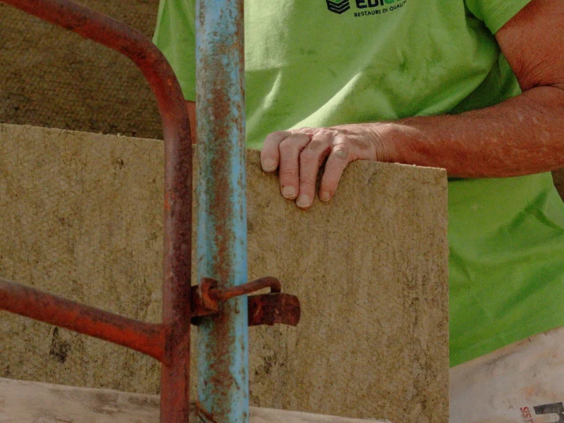 La squadra EDILS al lavoro sul ponteggio